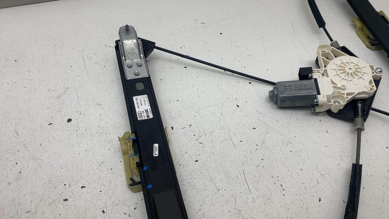 4KE837462 ⭕ 2019-2023 Audi e-Tron Front Side Door Window Regulator & Motor Right 4KE837462