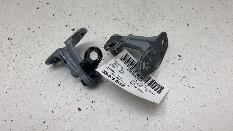 2022 2023 2024 Rivian R1S Front Passenger Side Upper & Lower Door Hinge Right RH