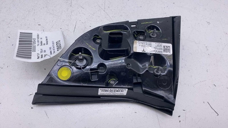 ⭕ 2020-2024 Tesla Model Y Rear Left Inner Taillight LED Tail Lamp 1502