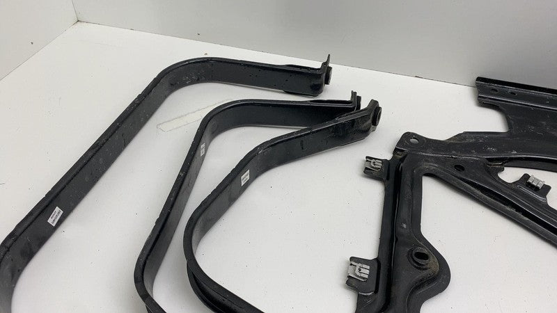 4M4 201 391 A ⭕ 2024 Porsche Cayenne Front Transmission Skid Plate Reinforced Bracket Brace