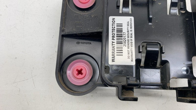 8817147030 ⭕ 2023-2024 Toyota Prius Bind Spot Radar Sensor Module Bracket Left 88171-47030