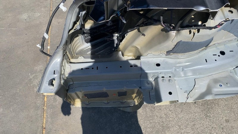 ⭕ 24-25 Model 3 Rear Driver Side Quarter Panel Structure Cutout Left Gray - PN01