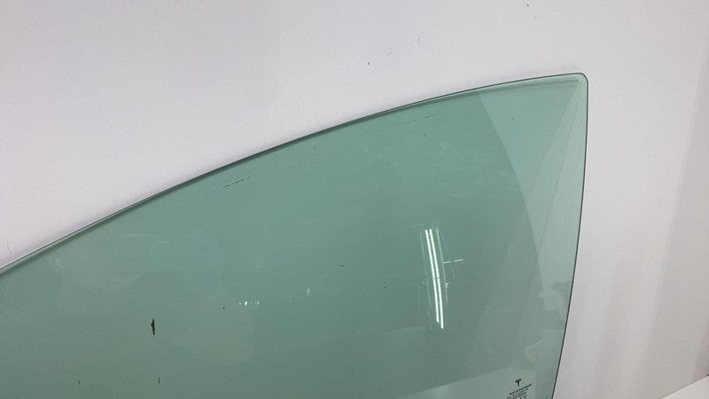 E9 43R-004530 ⭕ 2017-2020 Tesla Model 3 Front Driver Side Door Window Glass Left (Single Pane)