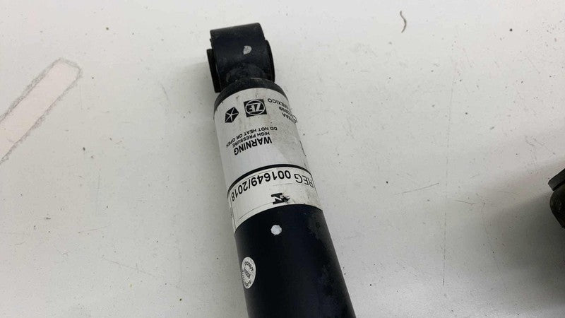 ⭕ 17-25 Chrysler Pacifica Rear Left Spindle Knuckle + Strut + Control 