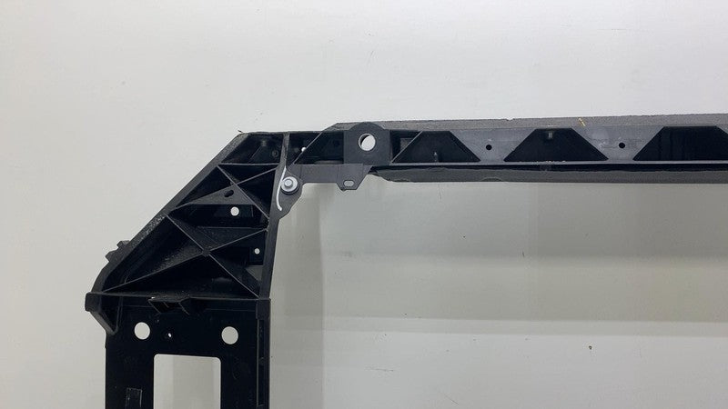 68292237AA ⭕ 17-25 Chrysler Pacifica Radiator Support Crossmember Closure Panel 68292237AA