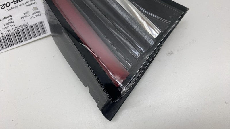1077401 00 E ⭕ 2017-2023 Model 3 Rear Left Inner Taillight LED Tail Lamp 3-Pin 1077401-00-E