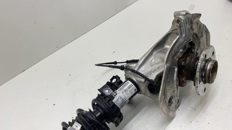 ⭕14-20 BMW i3 I01 Front Front Right Spindle Knuckle w/ Strut Shock Absorber Assy