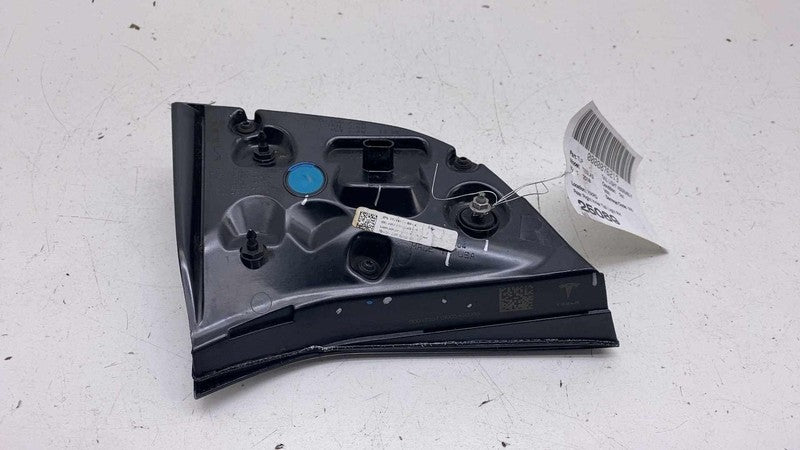 ⭕ 2017-2023 Model 3 Rear Right Inner Taillight LED Tail Lamp 3-Pin 107