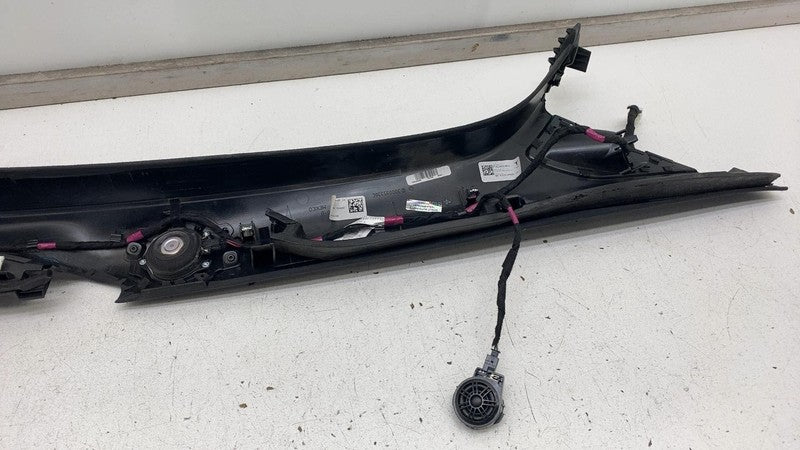 162245396C ⭕ 21-23 Tesla Model X Front Left Interior A-Pillar Upper Trim Cover 1622453-96-C