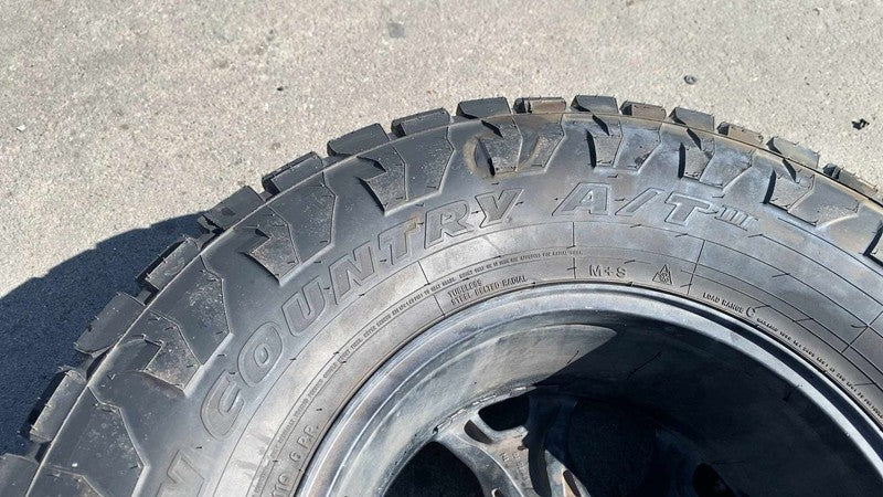 ⭕ 2019-2023 Jeep Wrangler 17x7.5 ET44.45 Wheel Rim w/ Toyo Tire 35x12.