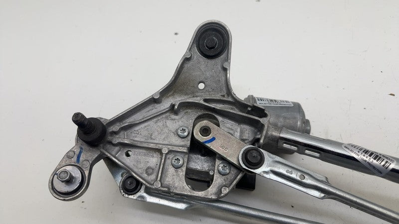 ⭕ 24-25 Tesla Model 3 Front Windshield Wiper Motor Linkage Module 1878