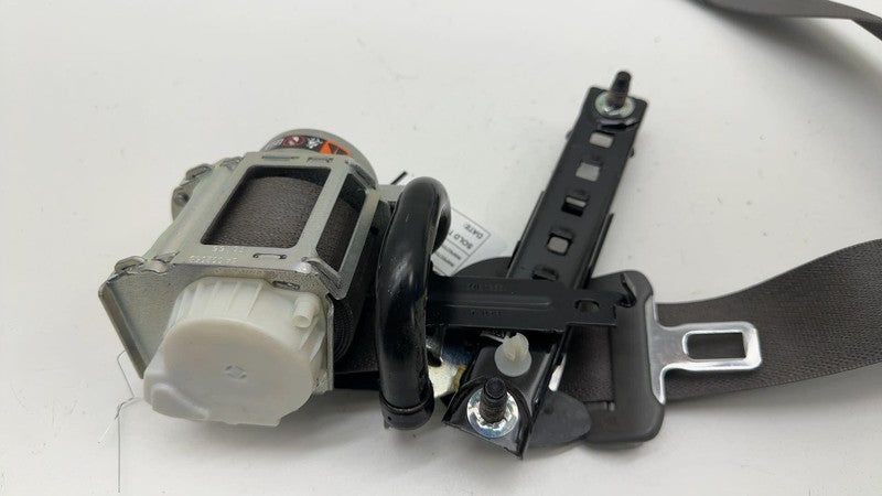 ⭕2016 Chevy Silverado 1500 Left or Right Seatbelt Seat Belt & Retracto