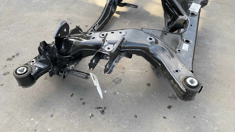 Crossmember/cradle/undercarria TESLA MODEL 3 23