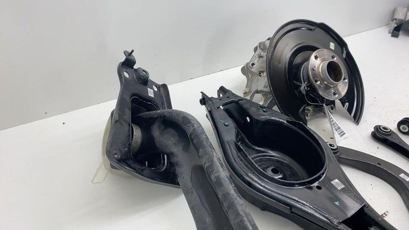 32246873 ⭕ 2021-2023 Polestar 2 Rear Right Knuckle w/ Rear Upper & Lower Control Arm FWD