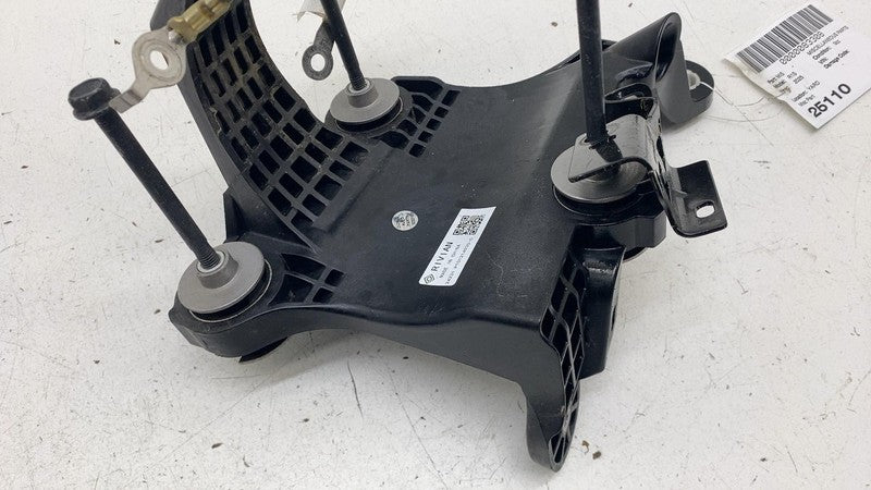PT01214930 C ⭕ 2025 Rivian R1S Brake Stop Foot Pedal Bracket Support Assembly PT01214930-C