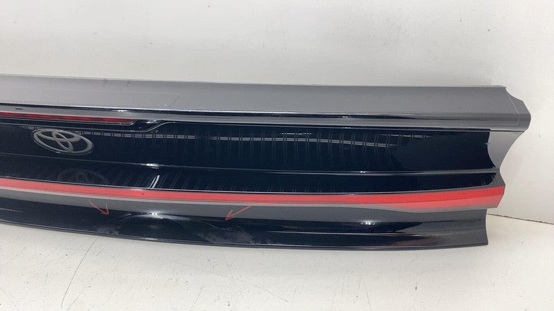 ⭕ 2023 2024 Toyota Prius Tailgate Liftgate Back Door Center Tail Light Lamp Bar