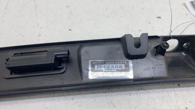 ⭕ 2025 Rivian R1S Rear Gate Upper Switch Bezel w/ License Plate Lamp Assembly