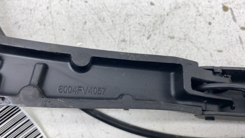 ⭕17-23 Tesla Model 3 Front Passenger Side Windshield Wiper Arm Assembl
