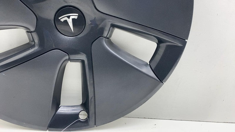 ⭕ 21-23 Model 3 Wheel Rim Cover Pinwheel Refresh Center Cap 18 inch 10
