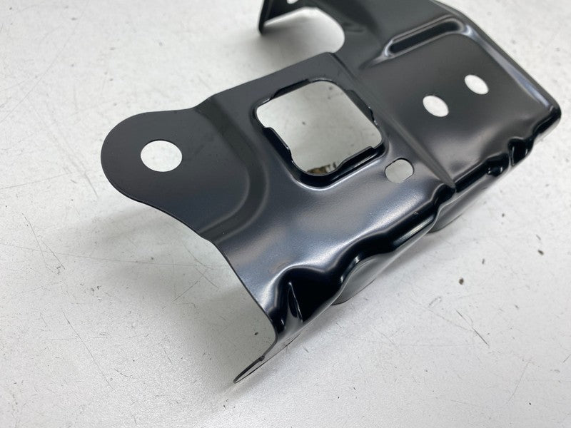 1965000 00 ⭕2025-2026 Tesla Model Y Air Conditioning A/C Bracket Support Right 1965000-00-B