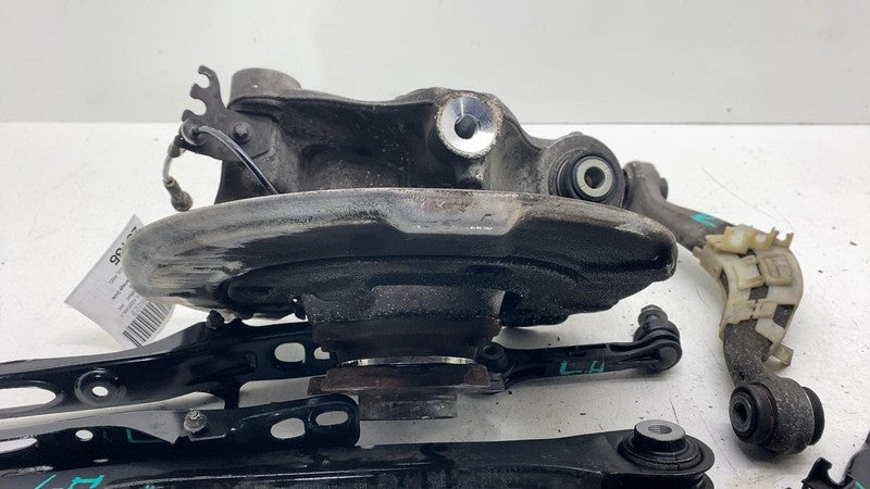 ⭕ 17-20 BMW 540i Rear Left Spindle Knuckle Hub w/ Control Arm SET LH R