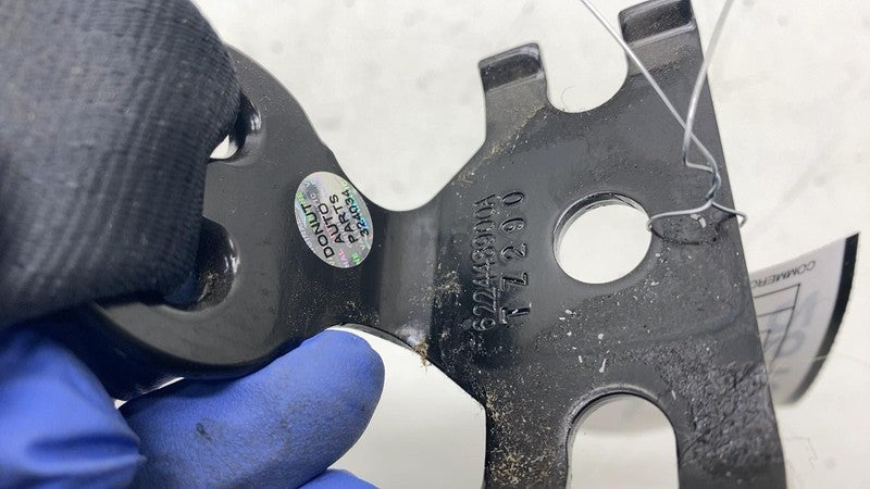 ⭕ 2014-2021 Maserati Ghibli Rear Center 2nd Row Seat Belt Buckle OEM 6