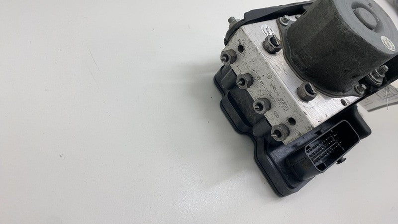 ⭕ 2014-2019 Mercedes-Benz B-Class W242 ABS Brake Hydraulic Pump Contro