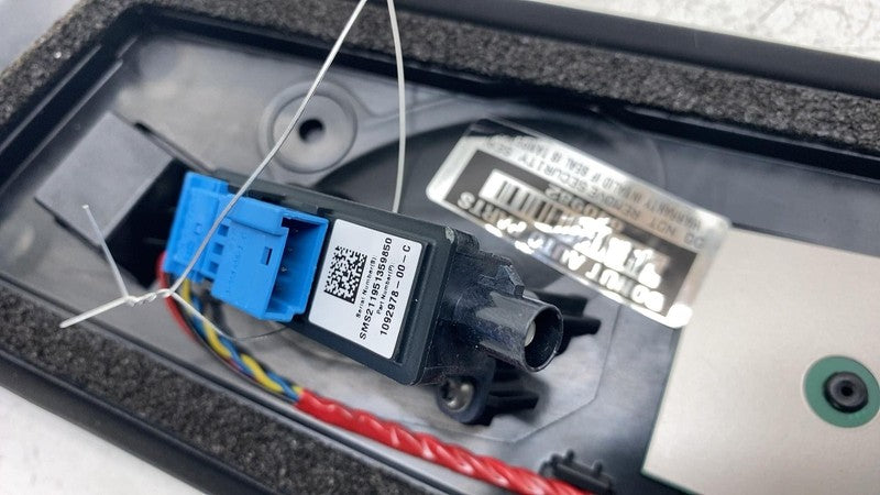 1100437-00-E ⭕ 2017-2023 Tesla Model 3 Left B-Pillar Applique Glass Trim Molding 1100437-00-E