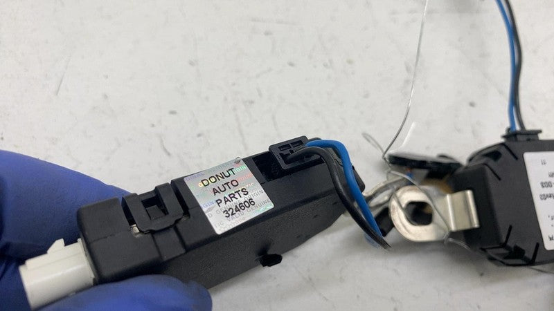 ⭕ 2025 Tesla Model Y MY Infotainment Antenna Amplifier AMP Radio FM 10