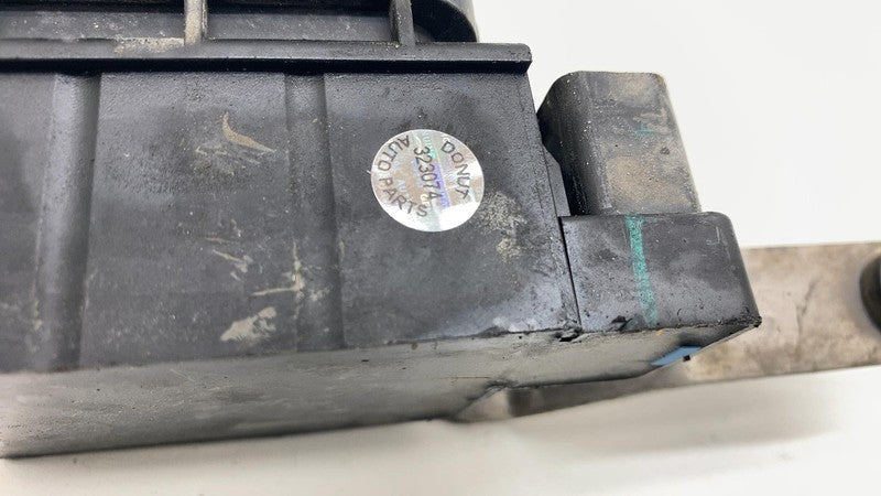6006407 00 A 2012-2015 Tesla Model S Air Suspension Solenoid Compressor Pump Module Valve OEM