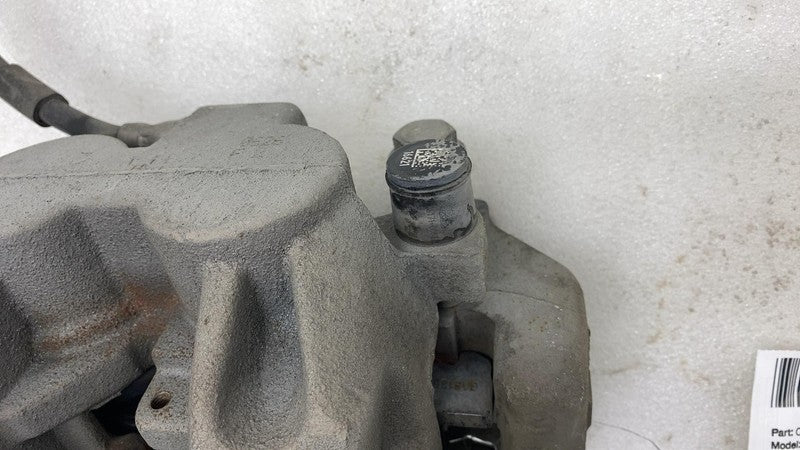 2016-2019 Mercedes-Benz GLE350 Front Driver Side Caliper w/ Brake Hose Line Left