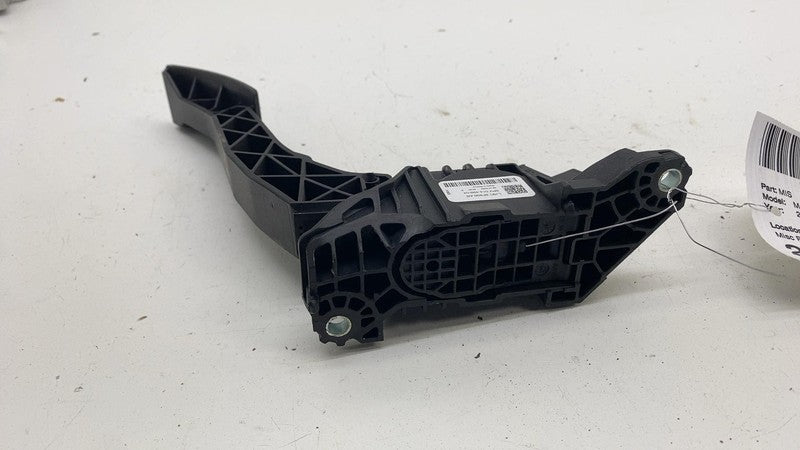 LJ9C-9F836-AB ⭕ 2021-2024 Ford Mustang Mach-E Gas Pedal Throttle Accelerator LJ9C-9F836-AB OEM