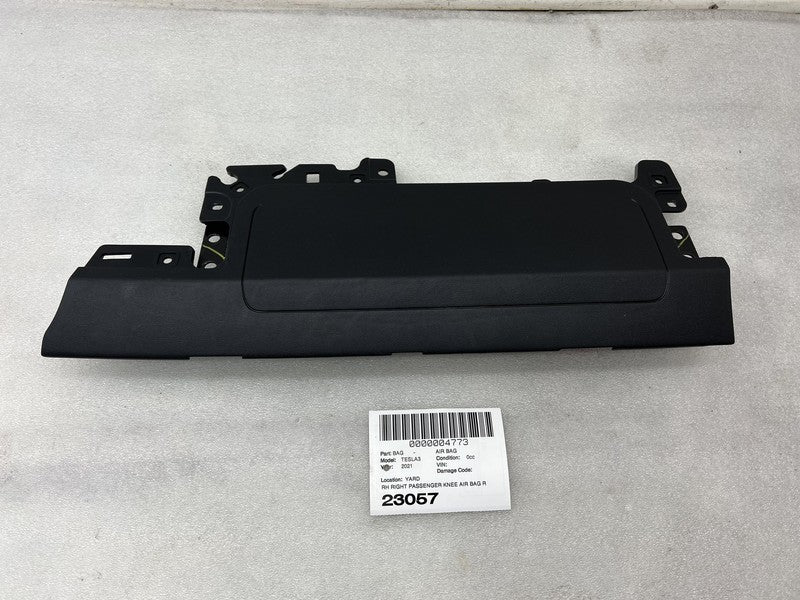1077826-00-D ❇️17-23 Tesla Model Y 3 Right Knee Airbag Passenger Safety Module RH OEM 1077826
