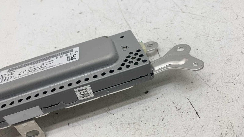 1079749-00-D ⭕ 2017-2023 Tesla Model 3 Harman Becker Radio FM/HD Receiver Module 1079749-00-D