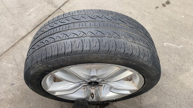 ⭕ 12-15 Model S MS Wheel Rim 19x8.0+40mm + Pirelli Tire 245/45 R19 600