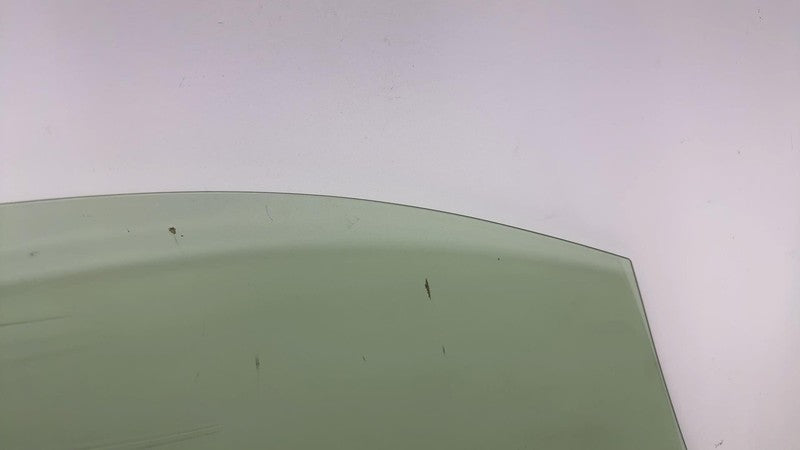 ⭕ 2018-2022 Toyota C-HR Front Left Driver Side Door Window Glass (Scratched)