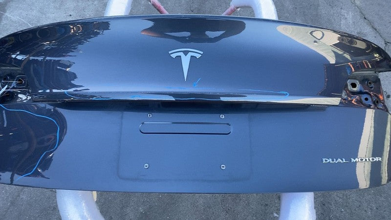2017-2020 Tesla Model 3 M3 Rear Trunk Tailgate Liftgate Decklid Shell Panel Assy