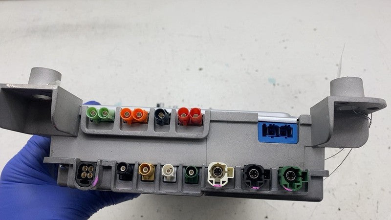 2022-2024 Rivian R1T R1S Dash AXM Autonomy Control Module Assembly PT0