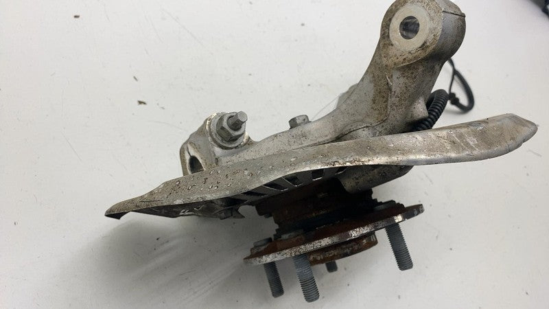 ⭕ 17-24 Chrysler Pacifica Front Right Spindle Knuckle w/ Dust Shield 6
