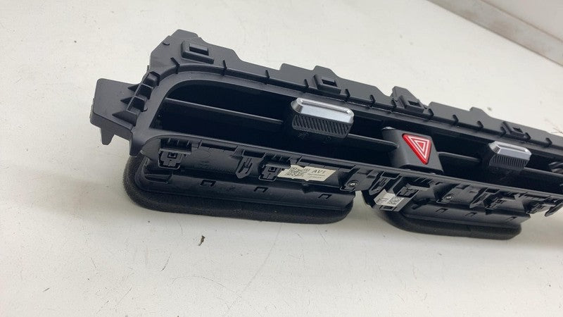 97410GI000 22-24 Hyundai Ioniq 5 Dash Center AC Air Vent Grille & Hazard Switch 97410-GI000