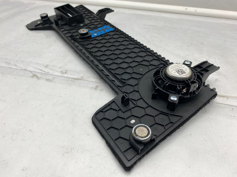 1563073 00 B ⭕ 21-23 Model S MS Front Passenger Footwell Trim Cover with Speaker 1563073-00-B