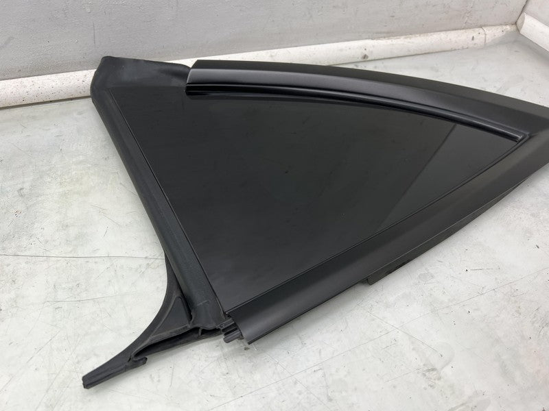 E4 43R-000073 2020-2024 Tesla Model Y MY Rear Passenger Side Quarter QTR Window Glass Right RH