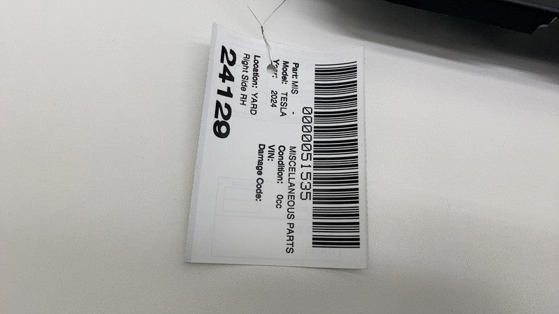 2024 Tesla Cybertruck Rear Passenger Baffle Closeout Sail Panel Moldin