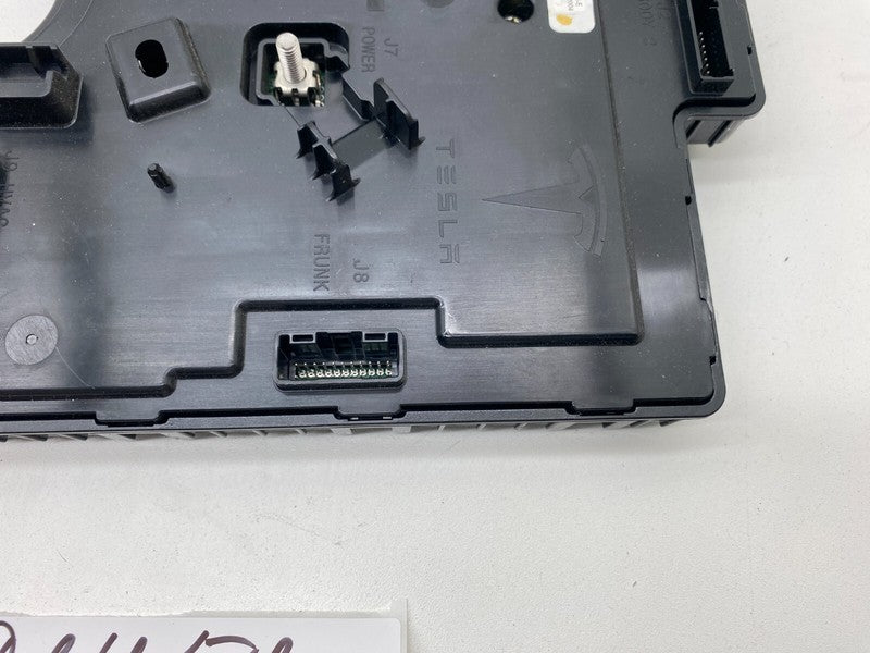 107867384E ⭕ 2017-2023 Model 3 Front Left Low Voltage Body Control Module Unit 1078673-84-E