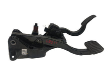 ⭕ 2020-2024 Tesla Model Y Accelerator and Brake Pedal Pad Assembly 1188691-00-B