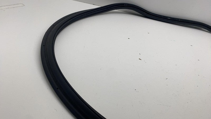 ⭕24-25 Model 3 Rear Trunk Liftgate Decklid Weatherstrip Rubber Seal 17