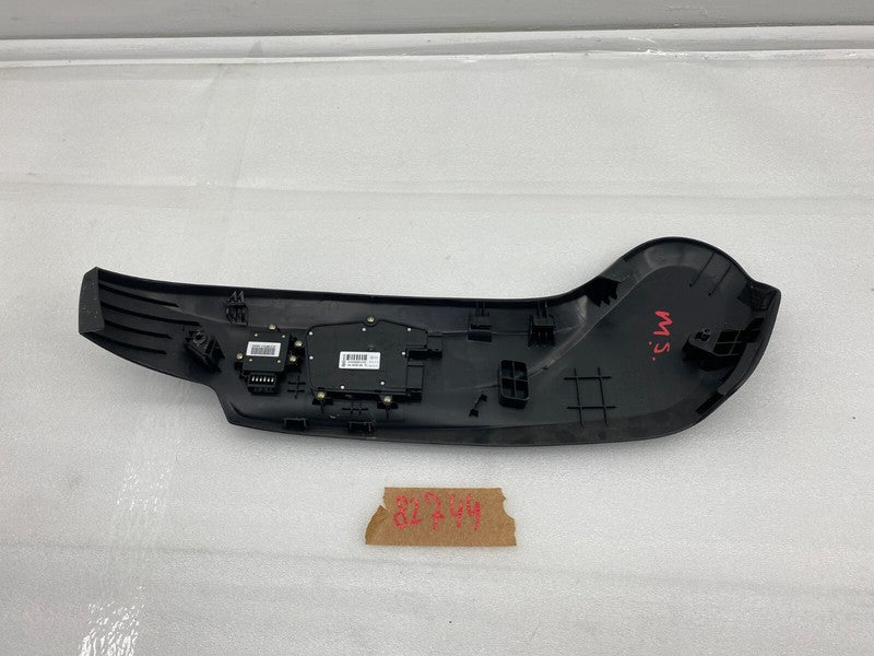 AG130872A ⭕ 2012-2015 Tesla Model S Front Right 1st Row Seat Control Switch & Trim Panel