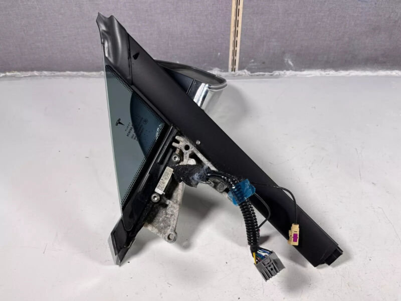 E6 43R-001074 2012-2015 Tesla Model S MS Front Passenger Exterior Rear View Door Mirror Right