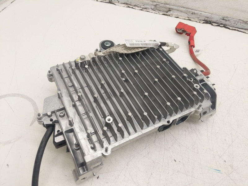 1100334 00 D 2017-2023 Tesla Model 3 Front Suspension Electrical Control Module Unit Assembly