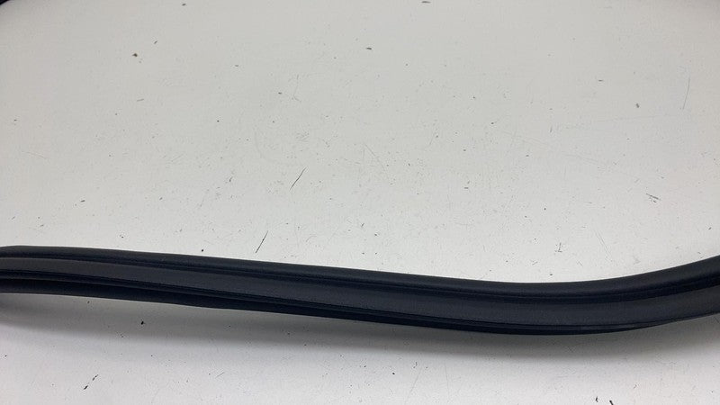 ⭕24-25 Model 3 Rear Trunk Liftgate Decklid Weatherstrip Rubber Seal 17